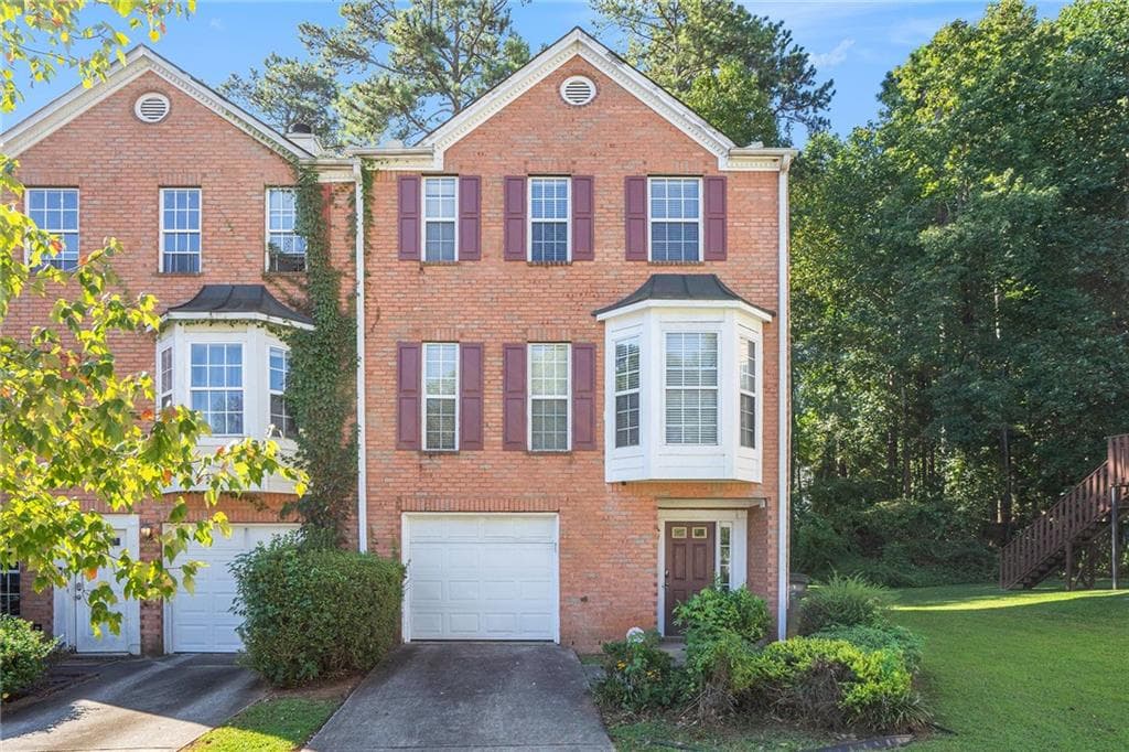 3 bedroom, 4 bathroom, 2,044 sq ft townhouse sold at 3334 Merlot Court, Lawrenceville, GA 30044