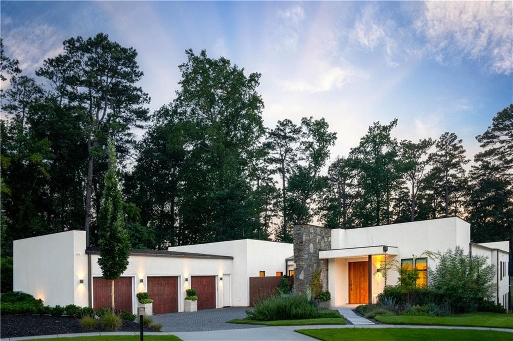 5 bedroom, 7 bathroom single family residence sold at 1572 Clifton Ridge, Atlanta, GA 30307