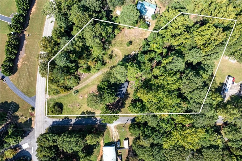 2 bedroom, 1 bathroom single family residence sold at 6352 Lights Ferry Road, Flowery Branch, GA 30542