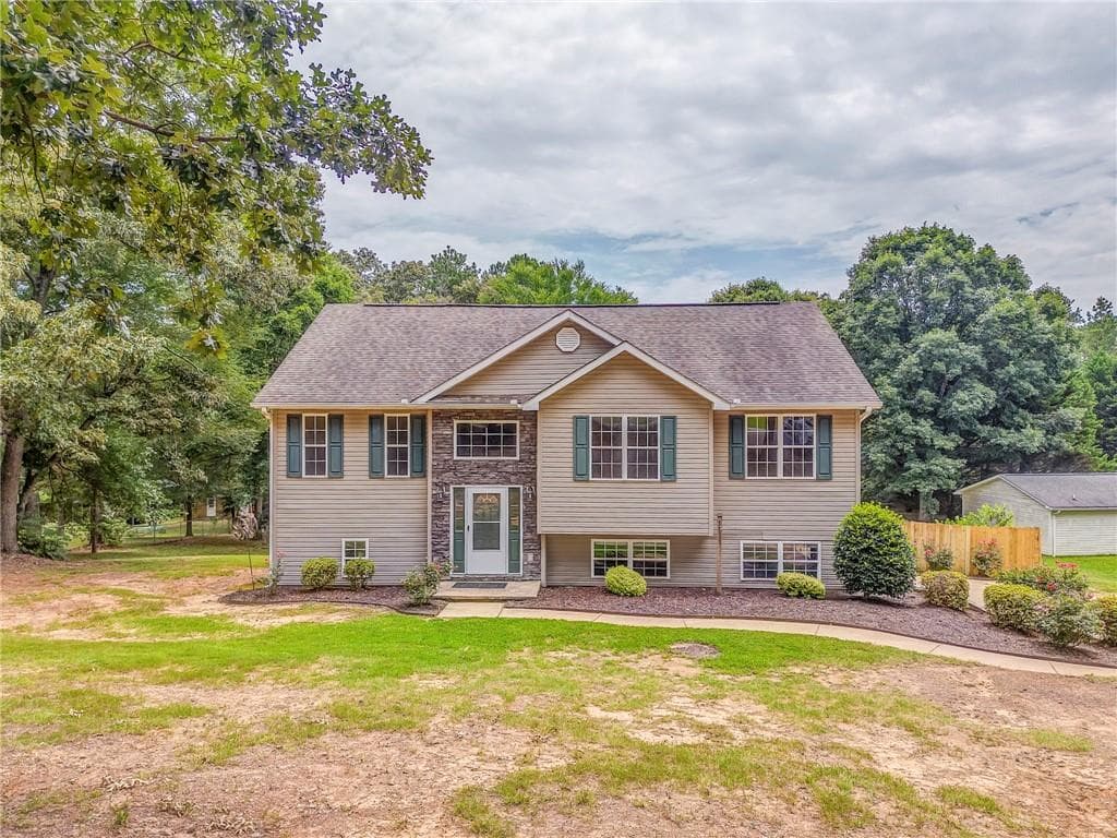 119 New Harmony Road, Cedartown, GA 30125 — most recent listing photo