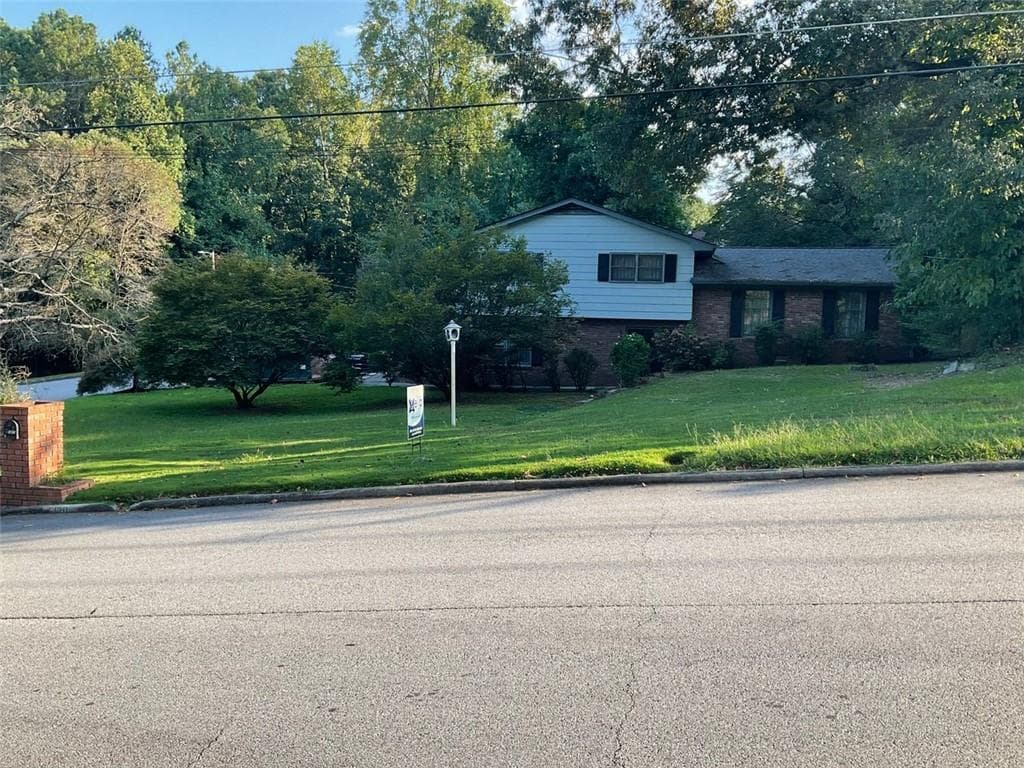 4 bedroom, 3 bathroom, 1,349 sq ft single family residence sold at 5130 ERIN Road, Atlanta, GA 30331