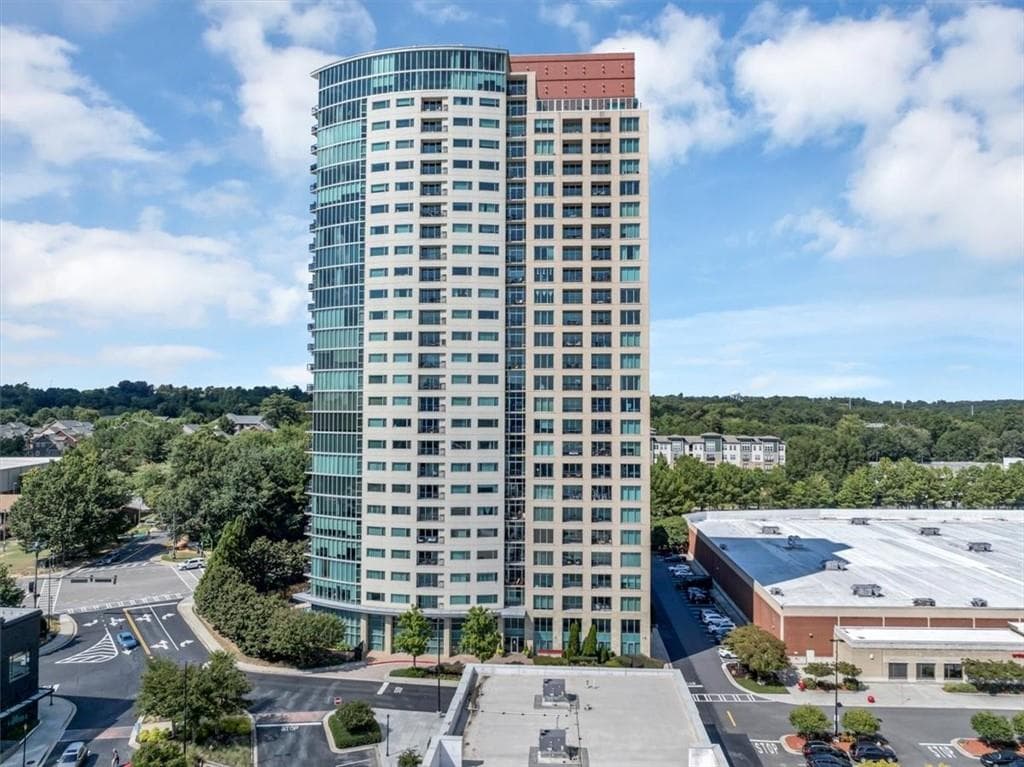 2 bedroom, 2 bathroom, 1,520 sq ft condominium sold at 4561 Olde Perimeter Way 2702, Atlanta, GA 30346