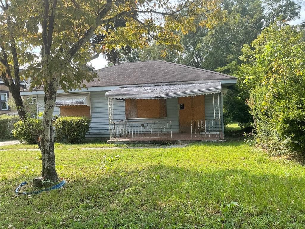 3 bedroom, 1 bathroom, 1,152 sq ft single family residence sold at 2274 LARCHWOOD Road, Atlanta, GA 30310