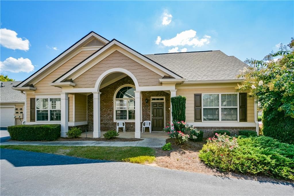 2 bedroom, 2 bathroom, 1,773 sq ft condominium sold at 219 Orchards Circle, Woodstock, GA 30188