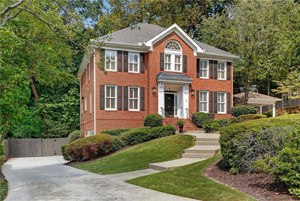 5 bedroom, 4 bathroom, 3,995 sq ft single family residence sold at 696 Greystone Park, Atlanta, GA 30324