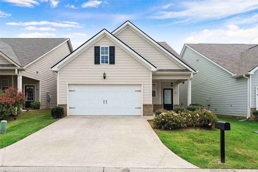 42 Castlemoor Loop, Adairsville, GA 30103 — most recent listing photo