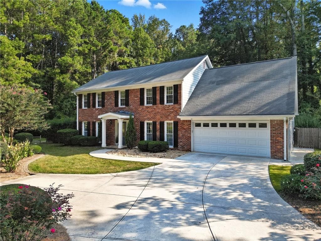 4 bedroom, 3 bathroom, 2,583 sq ft single family residence sold at 2466 Chimney Springs Drive, Marietta, GA 30062