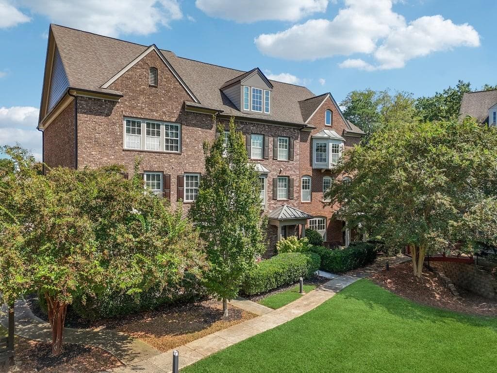 550 Micayne Circle 1, Smyrna, GA 30082 — most recent listing photo