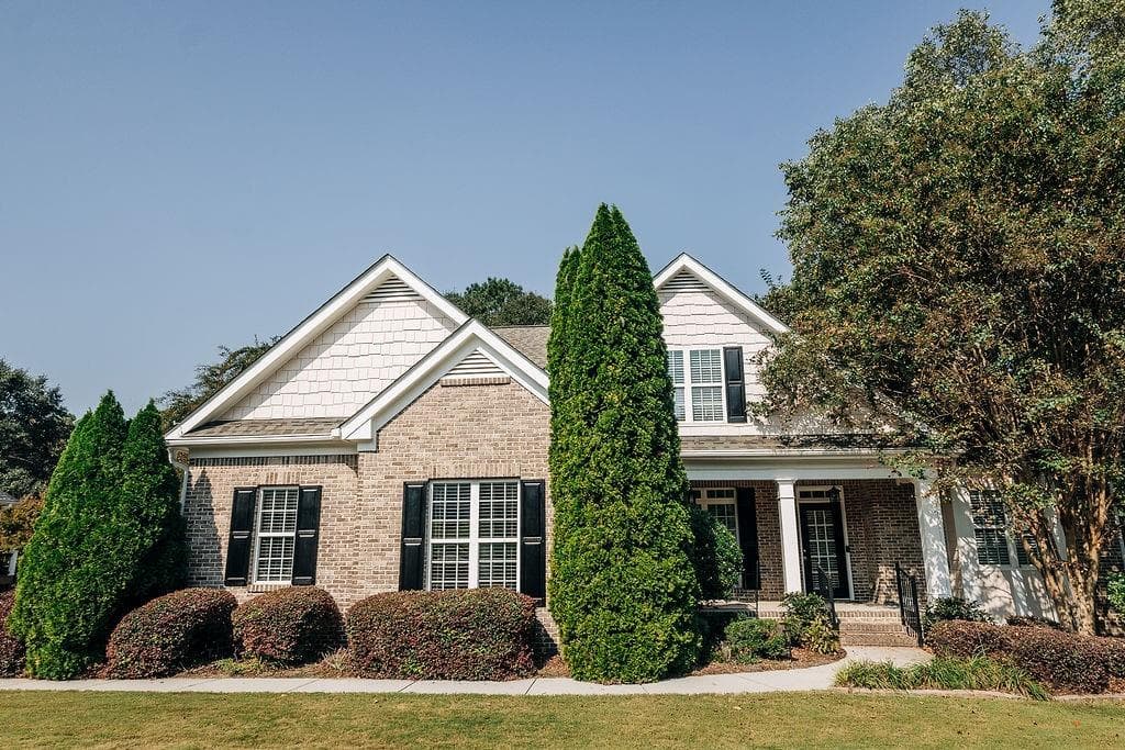 4 bedroom, 5 bathroom, 2,696 sq ft single family residence sold at 3425 Bulloch Lake Road, Loganville, GA 30052
