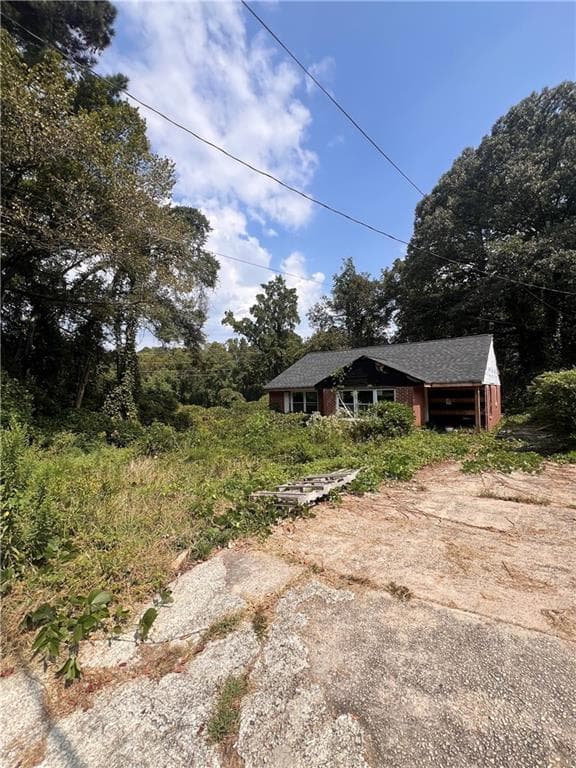 3 bedroom, 1 bathroom, 1,100 sq ft single family residence sold at 857 Gertrude Place, Atlanta, GA 30318