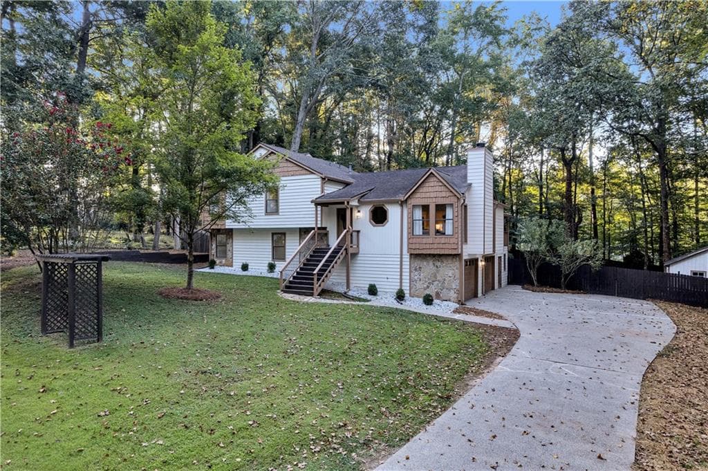 4 bedroom, 3 bathroom, 2,274 sq ft single family residence sold at 3251 Sherman Ridge Drive, Marietta, GA 30064