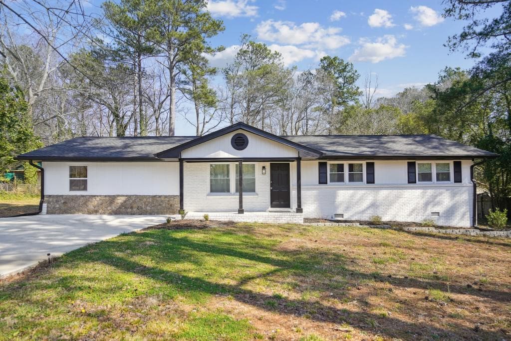 4 bedroom, 3 bathroom, 1,752 sq ft single family residence sold at 3698 Sharon Drive, Powder Springs, GA 30127
