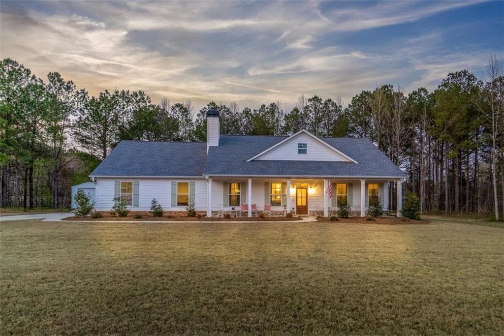 4 bedroom, 3 bathroom, 2,164 sq ft single family residence sold at 5761 W Dixie Highway, Rutledge, GA 30663