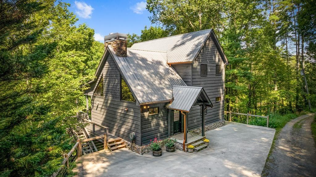 571 Misty Mountain Trail, Morganton, GA 30560 — most recent listing photo