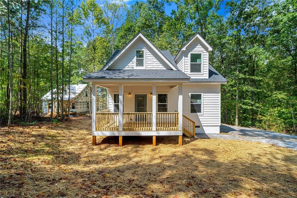 3 bedroom, 2 bathroom single family residence sold at 600 Trump Court, Carrollton, GA 30116
