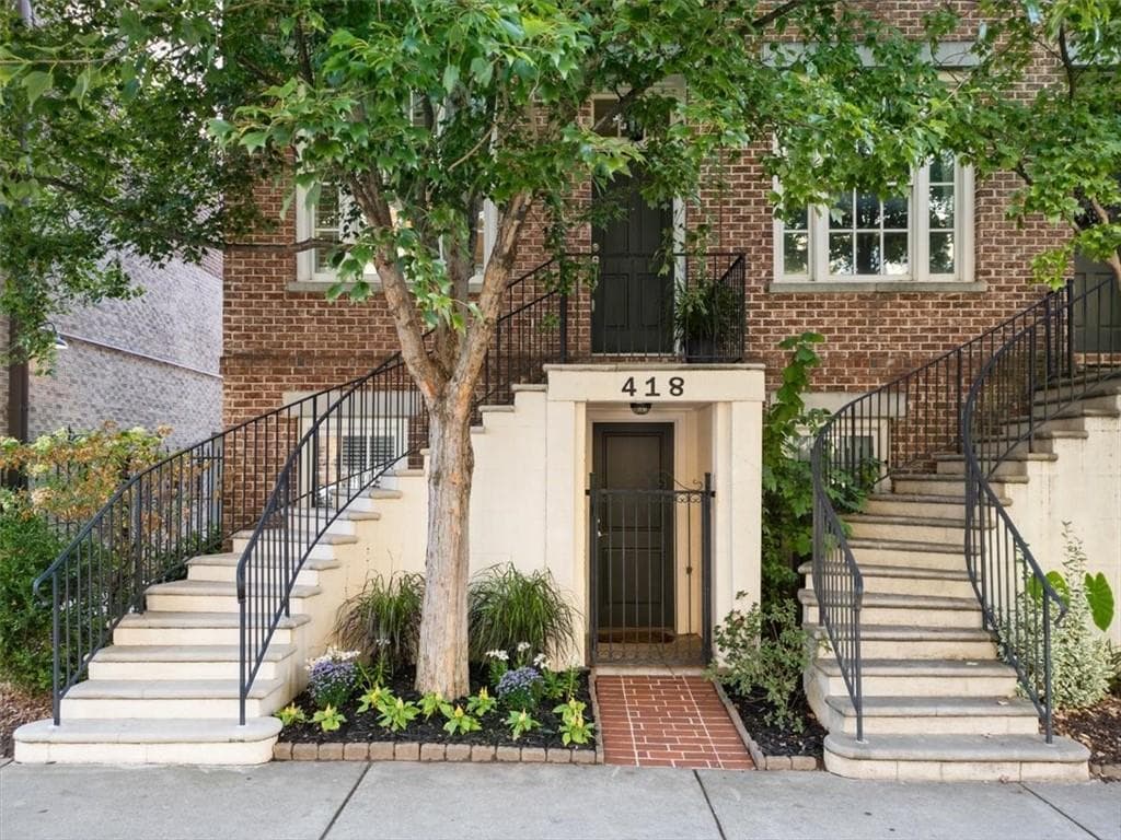 3 bedroom, 4 bathroom, 1,900 sq ft townhouse sold at 418 Bill Kennedy Way, Atlanta, GA 30316