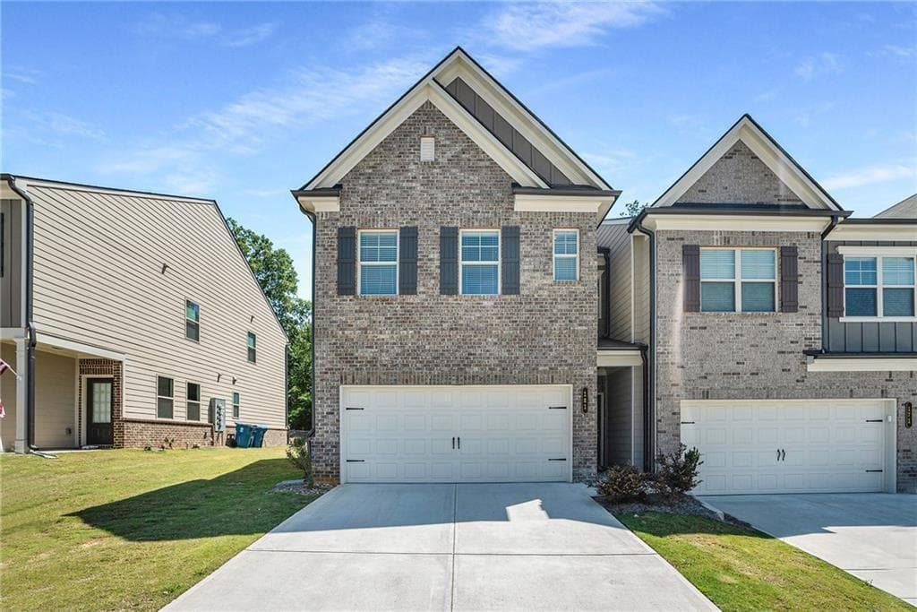 3 bedroom, 3 bathroom, 2,328 sq ft townhouse sold at 181 Irwell Path, Lawrenceville, GA 30044