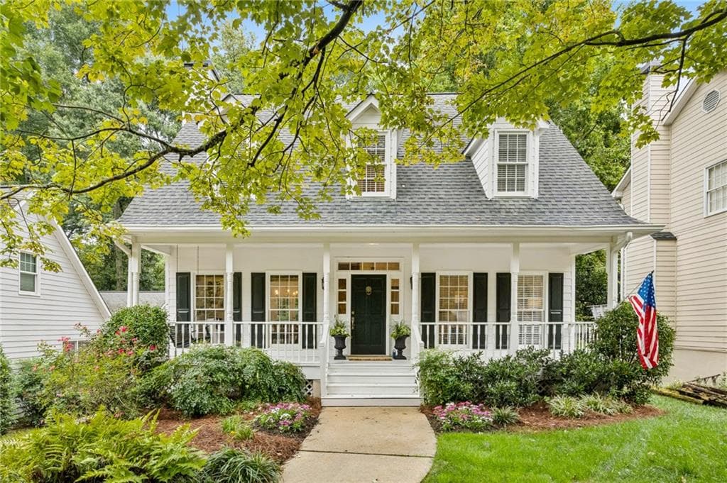 3 bedroom, 2 bathroom, 2,096 sq ft single family residence sold at 985 Seaboard Avenue, Atlanta, GA 30318