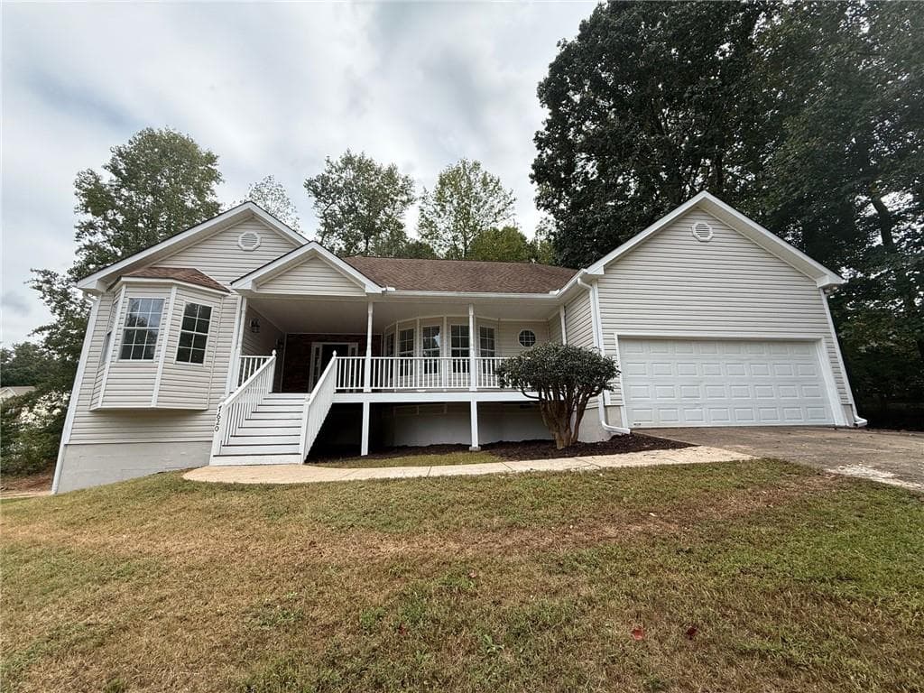 5 bedroom, 3 bathroom, 2,604 sq ft single family residence sold at 7620 Ivy Grove Street, Cumming, GA 30040