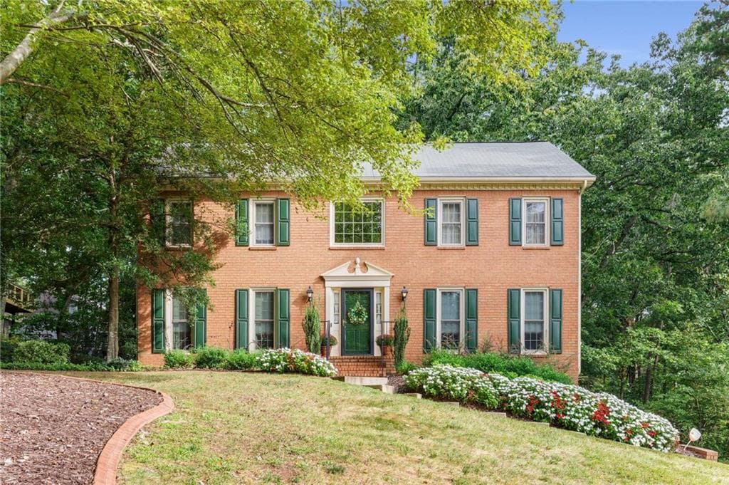4 bedroom, 3 bathroom, 2,702 sq ft single family residence sold at 1917 Pine Bluff, Marietta, GA 30062