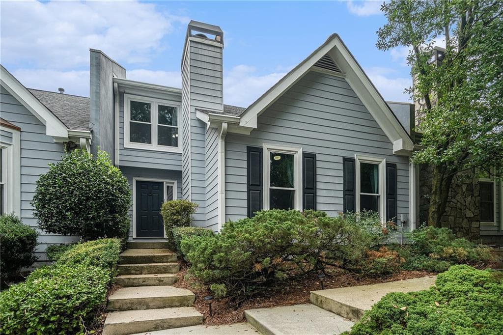 3 bedroom, 4 bathroom, 2,006 sq ft townhouse sold at 1616 Defoors Walk, Atlanta, GA 30318