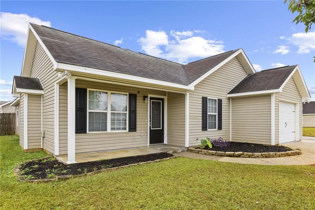 405 Grand Avenue, Bonaire, GA 31005 — most recent listing photo