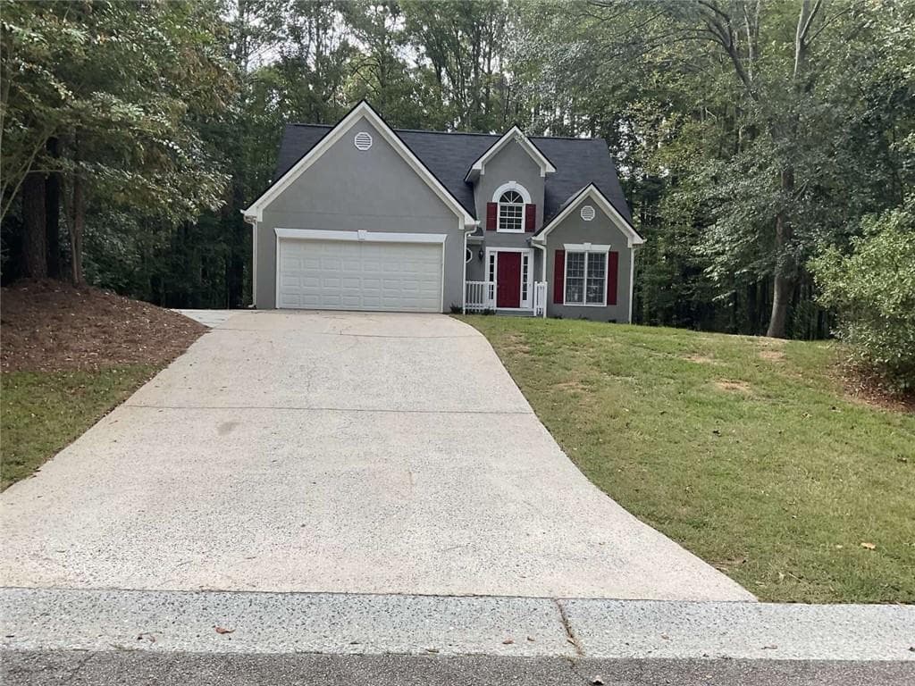 3 bedroom, 3 bathroom, 1,975 sq ft single family residence sold at 215 Camden Trail, Dallas, GA 30157