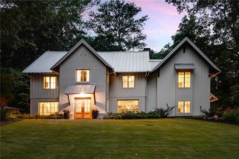 5 bedroom, 5 bathroom, 4,445 sq ft single family residence sold at 700 Edgewater Trail, Atlanta, GA 30328