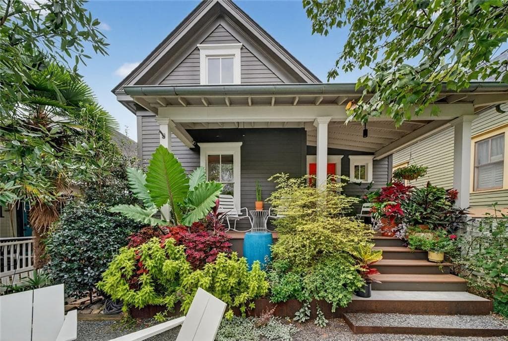 3 bedroom, 3 bathroom, 1,911 sq ft single family residence sold at 261 Pearl Street, Atlanta, GA 30316
