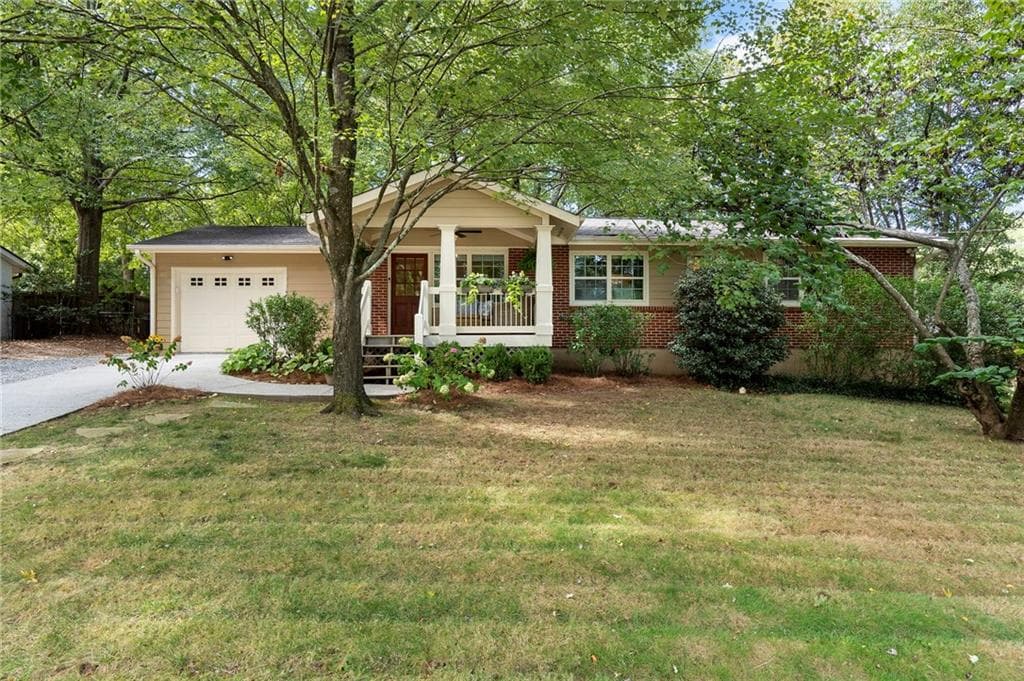 4 bedroom, 3 bathroom, 1,715 sq ft single family residence sold at 2870 Strathmoor Road, Smyrna, GA 30080