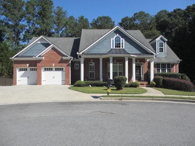 6 bedroom, 4 bathroom, 3,942 sq ft single family residence sold at 3601 Kelsey Chase Court, Marietta, GA 30060