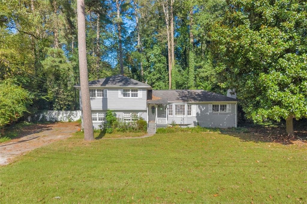 4 bedroom, 2 bathroom, 1,643 sq ft single family residence sold at 641 Favorwood Drive, Marietta, GA 30060