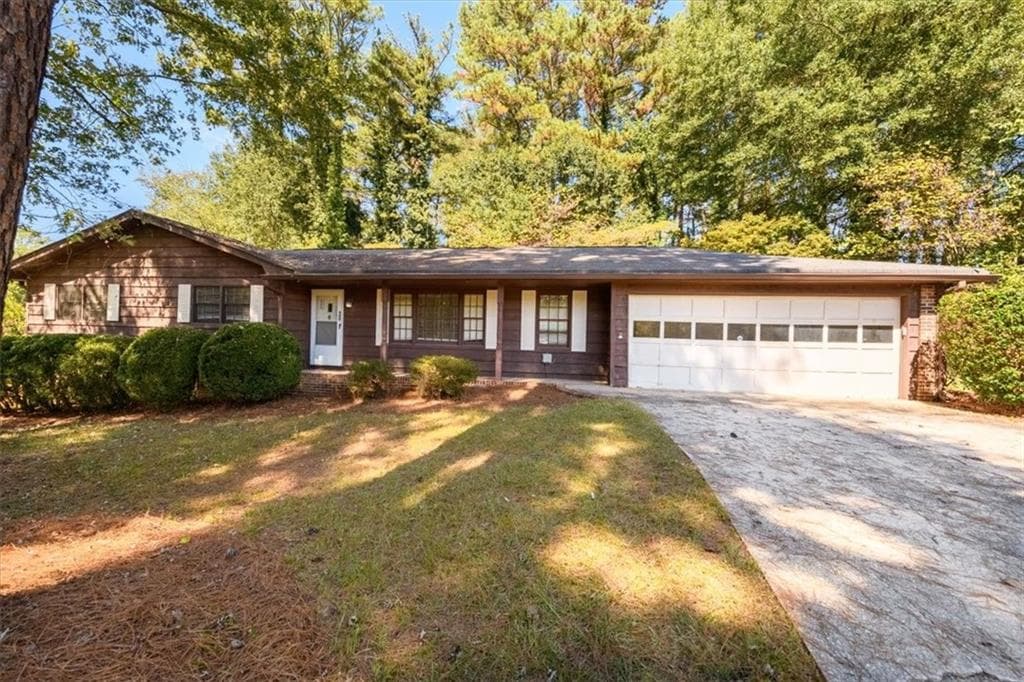 464 Paschal Circle, Lilburn, GA 30047 — most recent listing photo