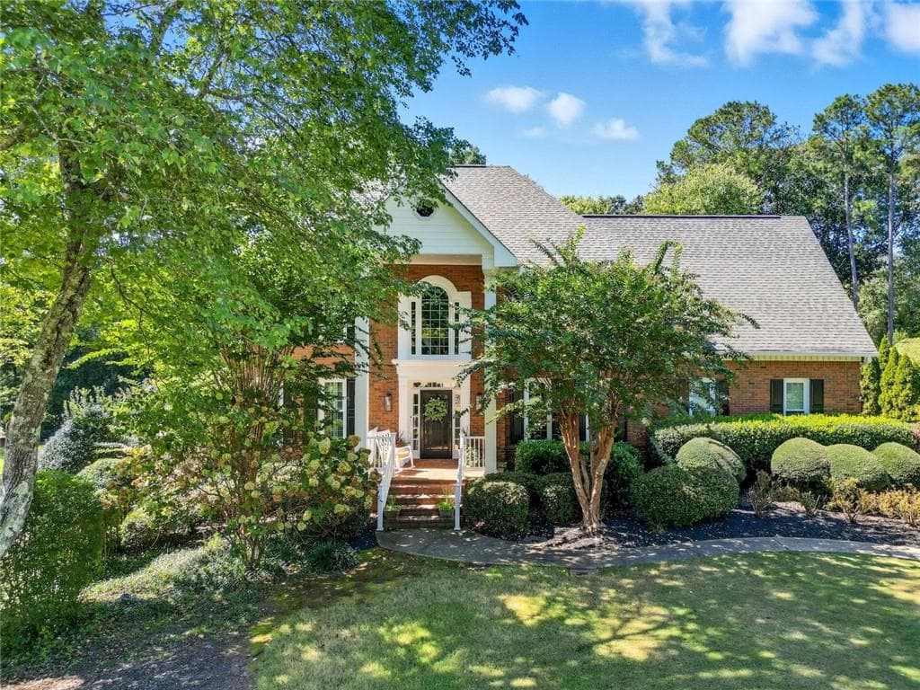 5 bedroom, 4 bathroom, 5,538 sq ft single family residence sold at 847 Farley Mill, Marietta, GA 30067