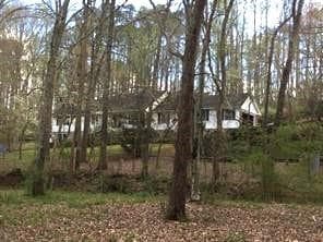 3 bedroom, 3 bathroom, 2,800 sq ft single family residence sold at 2860 Hickory Road, Canton, GA 30115