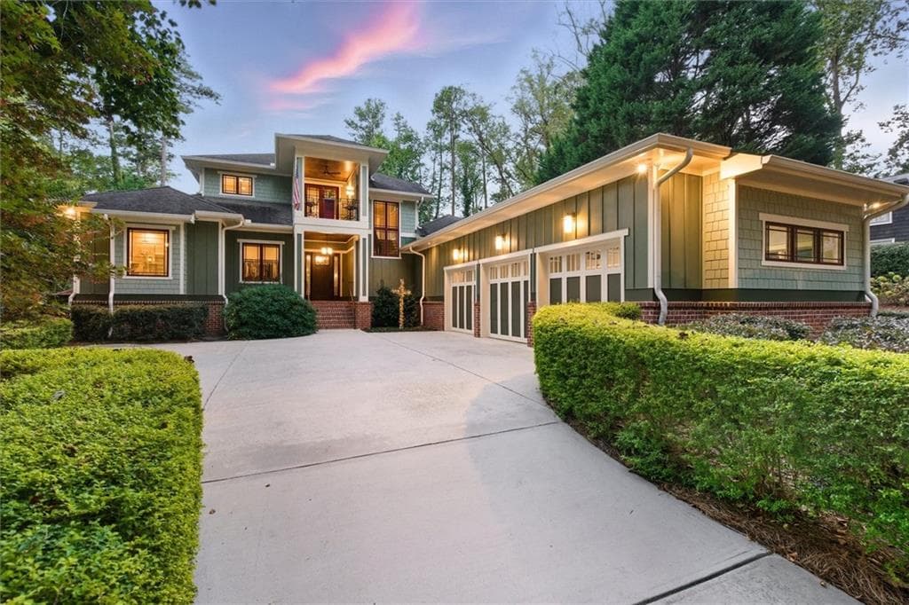 6 bedroom, 6 bathroom, 7,138 sq ft single family residence sold at 1271 Roxboro Drive, Atlanta, GA 30324