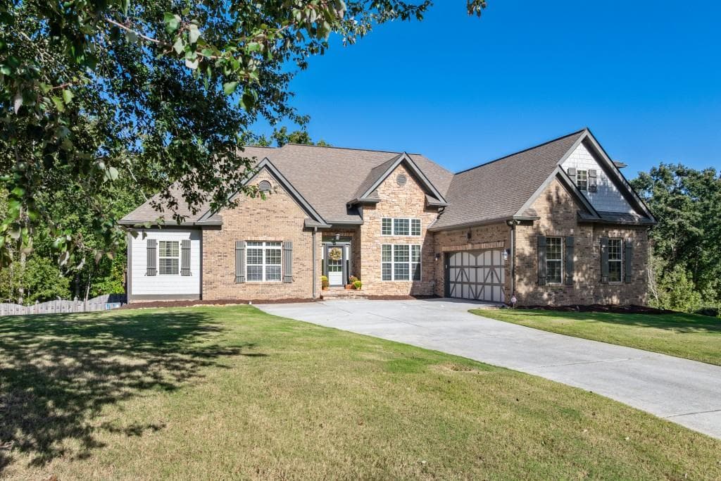 5 bedroom, 4 bathroom, 4,501 sq ft single family residence sold at 5739 Boulder Ridge Court, Flowery Branch, GA 30542