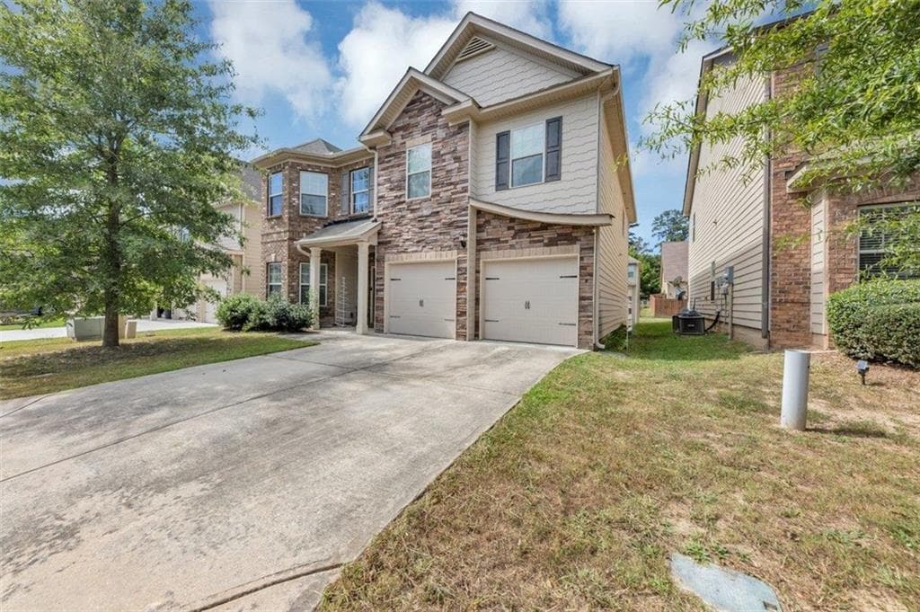 7801 Flyaway Road, Fairburn, GA 30213 — most recent listing photo