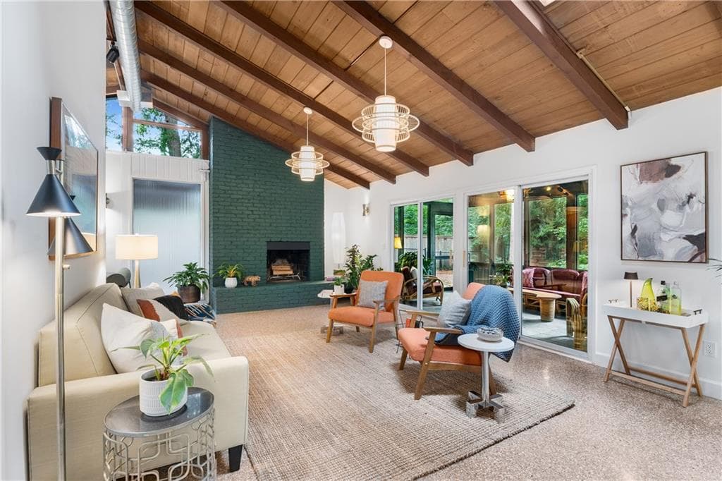 3 bedroom, 2 bathroom, 2,236 sq ft single family residence sold at 1811 E Clifton Road, Atlanta, GA 30307