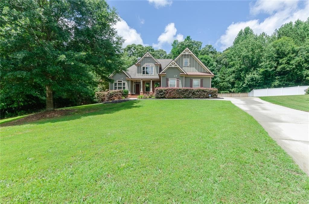 4 bedroom, 4 bathroom, 5,300 sq ft single family residence sold at 1404 Fairwinds Court, Loganville, GA 30052