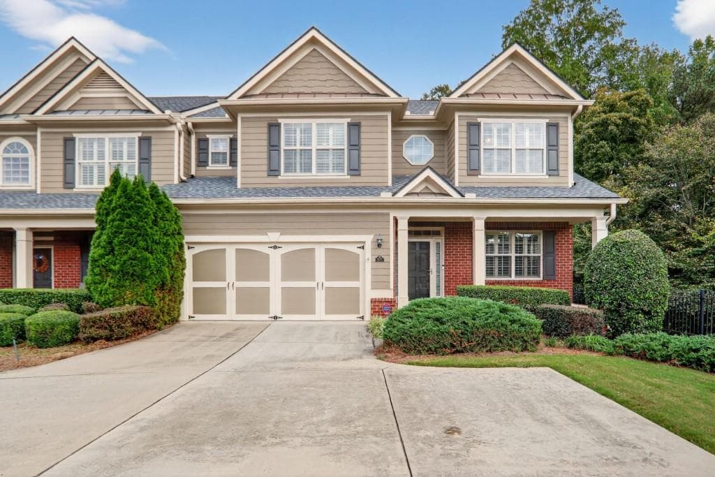 4 bedroom, 3 bathroom, 3,188 sq ft townhouse sold at 1975 Brannon Commons Circle, Cumming, GA 30041