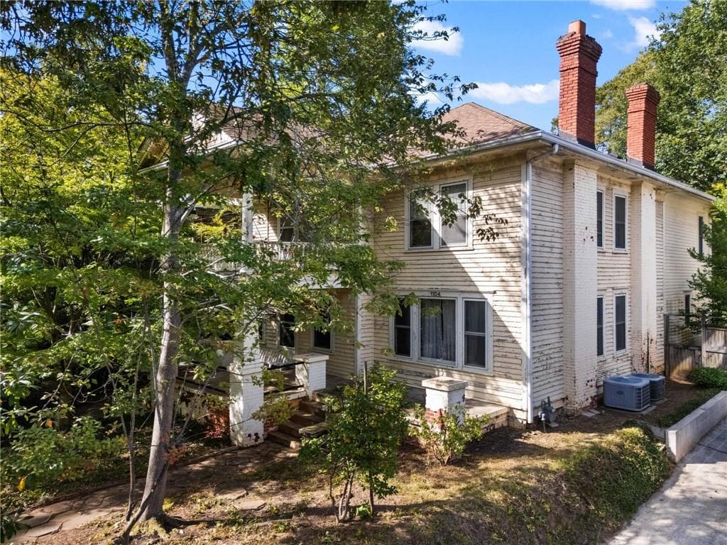 3 bedroom, 2 bathroom, 2,816 sq ft single family residence sold at 1104 Alta Avenue, Atlanta, GA 30307