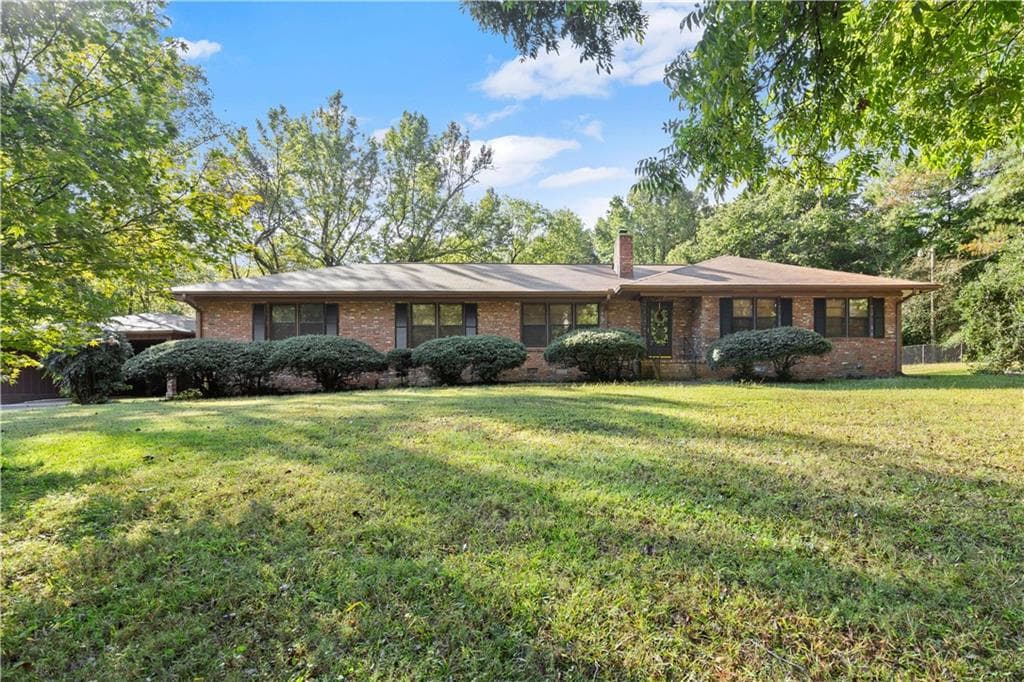 3 bedroom, 2 bathroom single family residence sold at 188 Ivey Drive, Canton, GA 30114