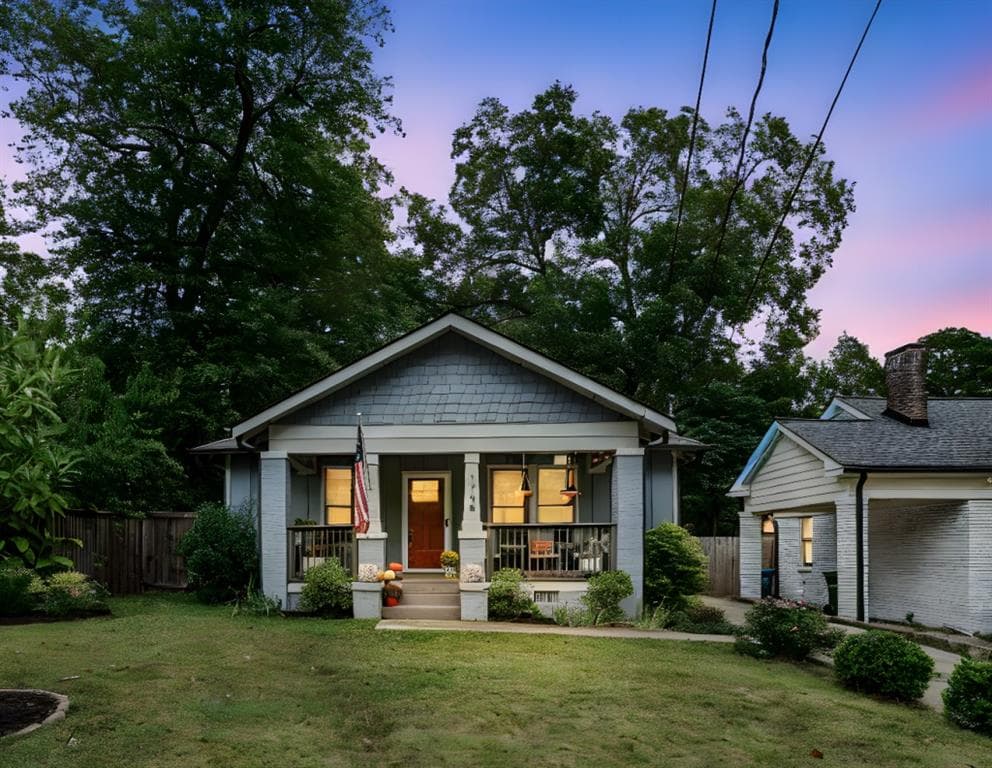 3 bedroom, 2 bathroom, 1,806 sq ft single family residence sold at 1798 Evans Drive, Atlanta, GA 30310