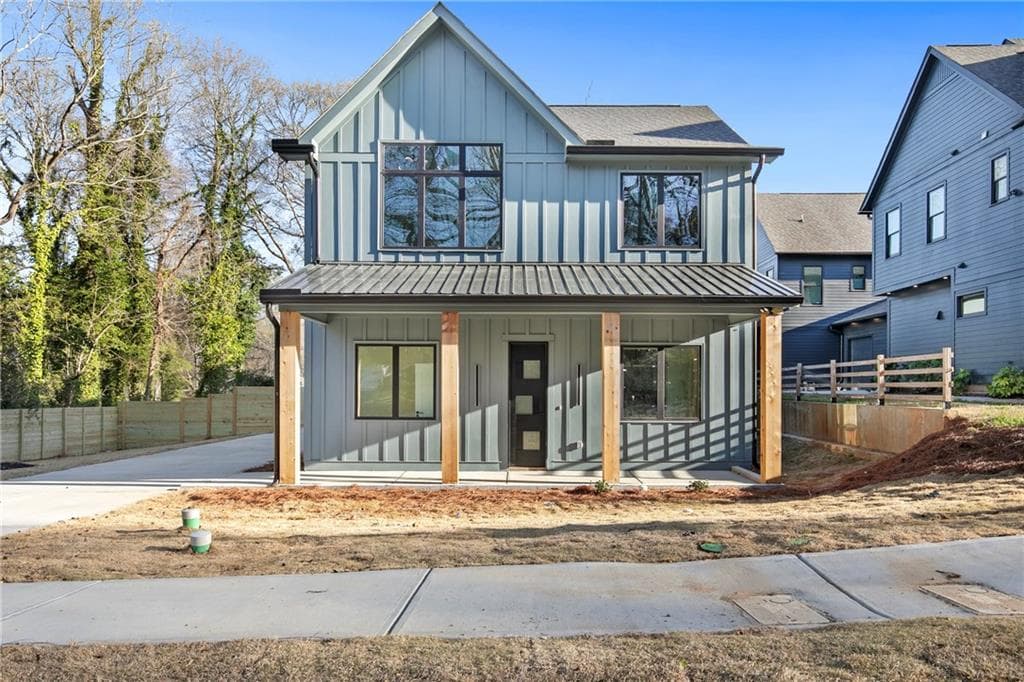 5 bedroom, 3 bathroom, 2,290 sq ft townhouse sold at 1247 Bridges Avenue A, Atlanta, GA 30310