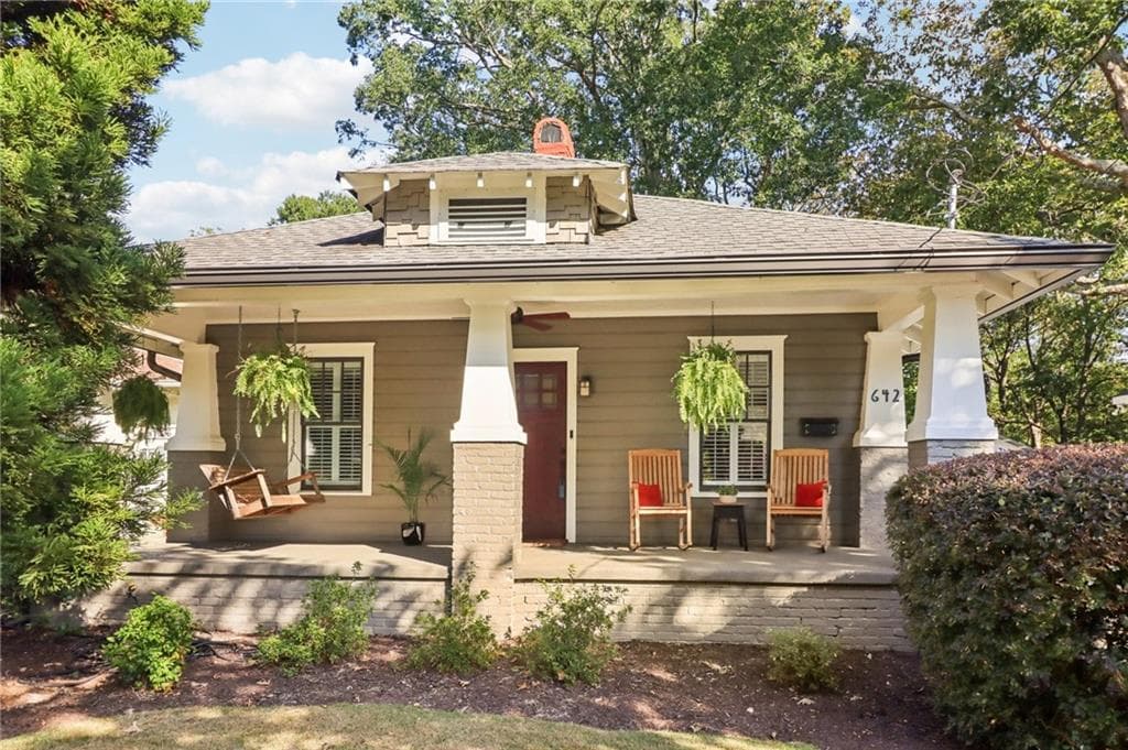 3 bedroom, 2 bathroom, 1,620 sq ft single family residence sold at 642 Woodland Avenue, Atlanta, GA 30316