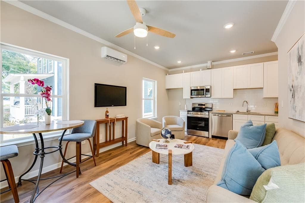 1 bedroom, 1 bathroom, 640 sq ft townhouse for sale at 971 Peeples Street, Atlanta, GA 30310
