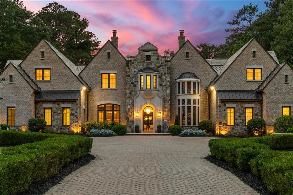 9 bedroom, 13 bathroom, 16,210 sq ft single family residence sold at 4560 Harris Trail, Atlanta, GA 30327
