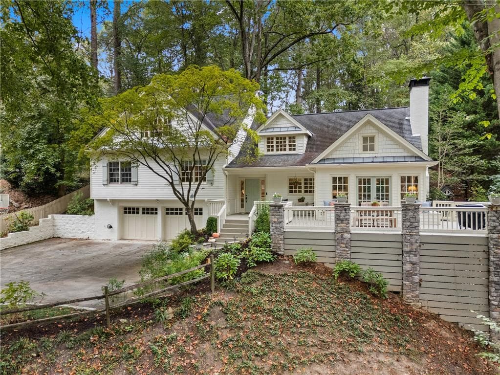 5 bedroom, 4 bathroom, 3,549 sq ft single family residence sold at 2772 Mornington Drive, Atlanta, GA 30327