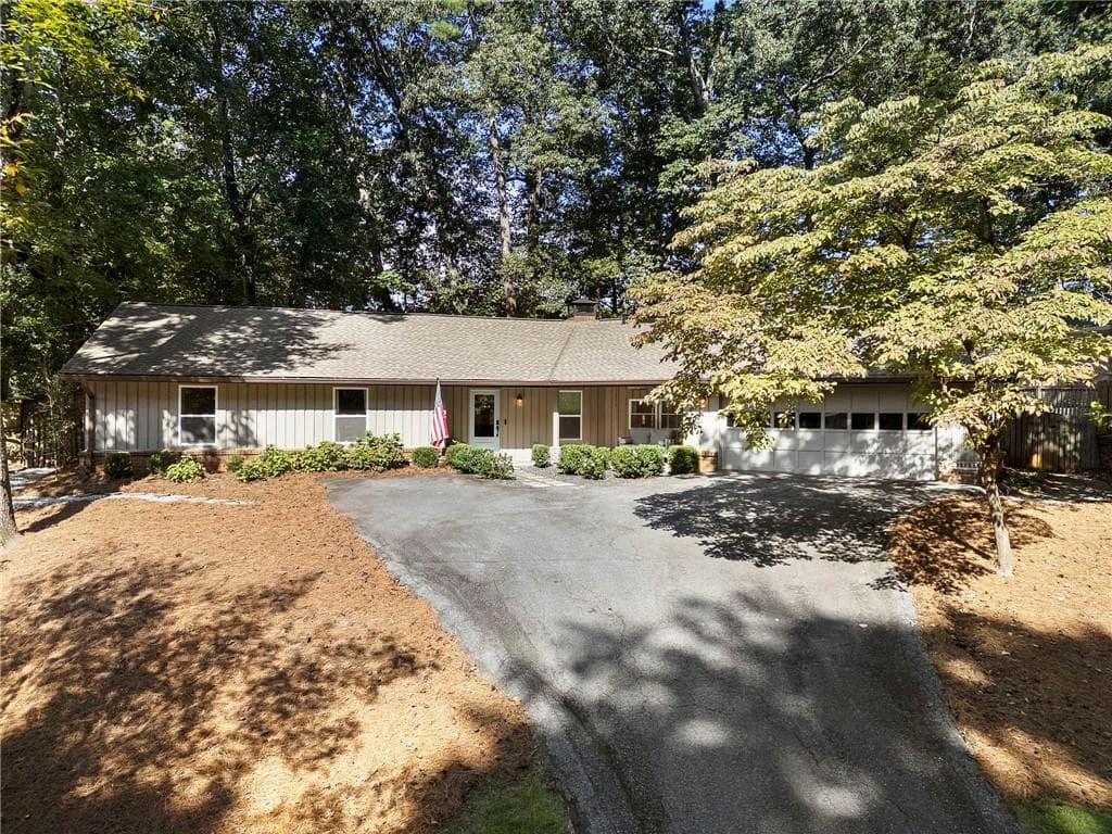 5231 Seaton Drive, Dunwoody, GA 30338 — most recent listing photo